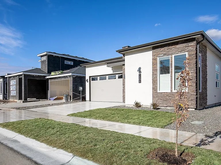 Jade Creek St – Crestpoint